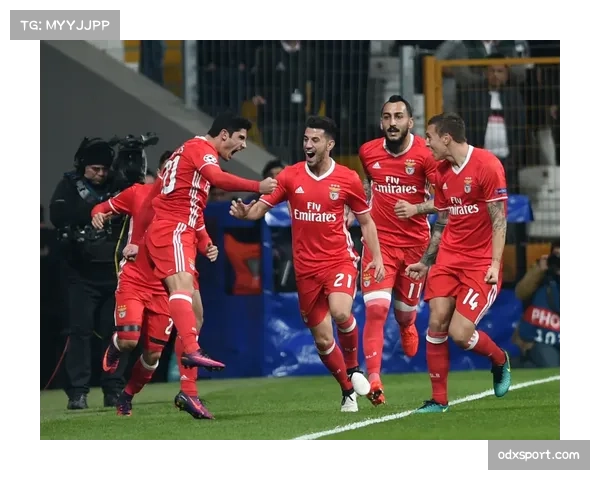 阿贾克斯本菲卡欧冠表现低迷 传统劲旅提前告别赛事